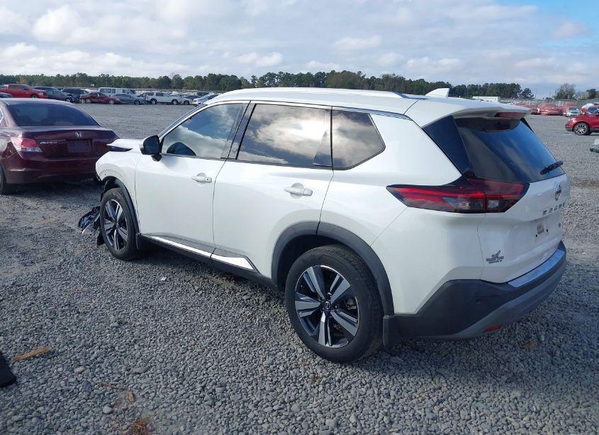 Photo 3 of 2021 Nissan Rogue SL FWD (VIN 5N1AT3CA9MC741586)