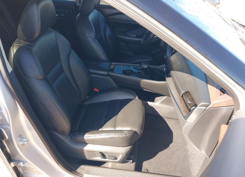 Photo 5 of 2021 Nissan Rogue SL FWD (VIN 5N1AT3CAXMC786973)