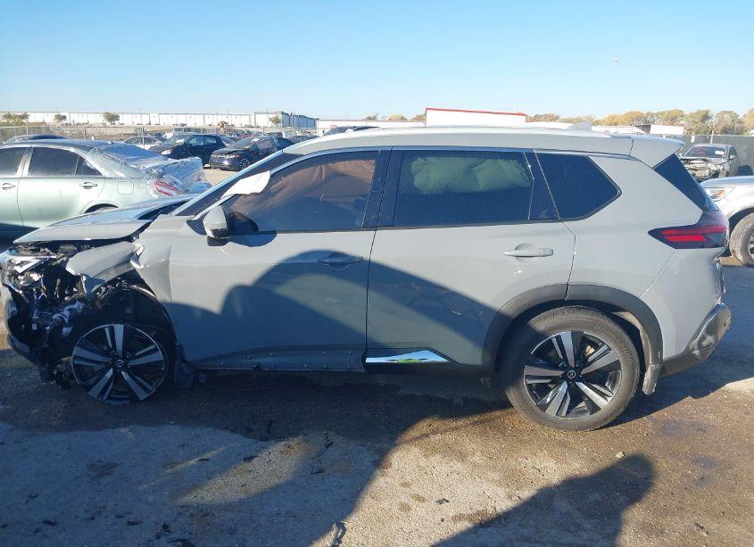 Photo 15 of 2021 Nissan Rogue SL FWD (VIN 5N1AT3CAXMC802590)