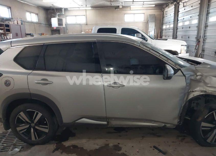 Photo 14 of 2021 Nissan Rogue SL INTELLIGENT AWD (VIN 5N1AT3CB0MC725429)