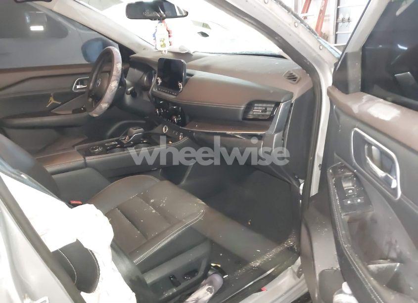 Photo 5 of 2021 Nissan Rogue SL INTELLIGENT AWD (VIN 5N1AT3CB0MC725429)