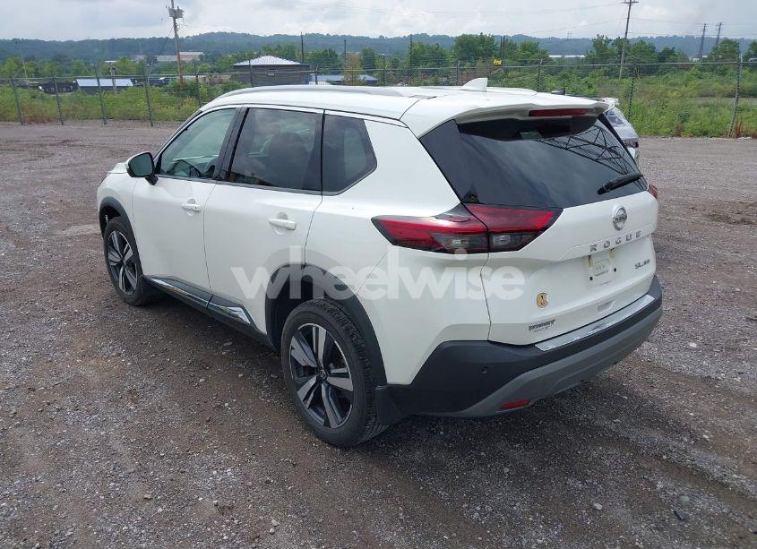 Photo 3 of 2021 Nissan Rogue SL INTELLIGENT AWD (VIN 5N1AT3CB2MC755807)