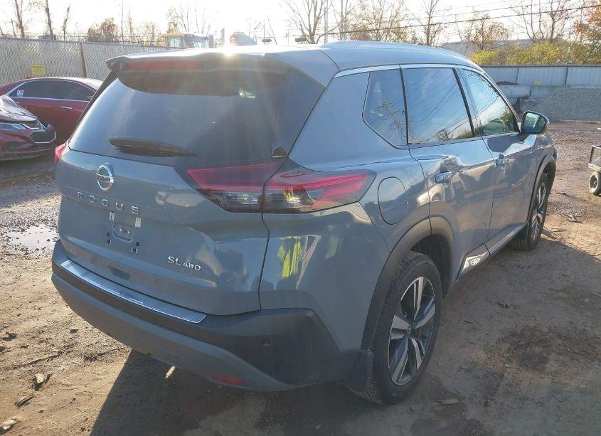 Photo 4 of 2021 Nissan Rogue SL INTELLIGENT AWD (VIN 5N1AT3CB5MC818477)