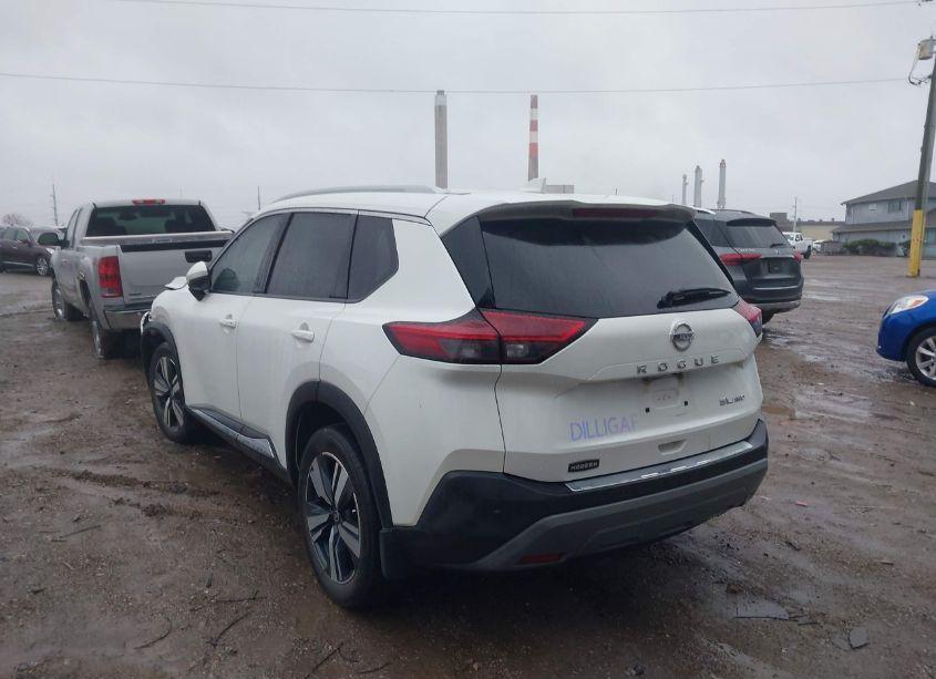 Photo 3 of 2021 Nissan Rogue SL INTELLIGENT AWD (VIN 5N1AT3CB8MC758307)