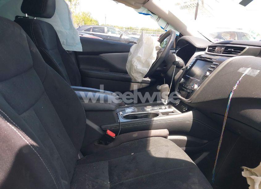 Photo 5 of 2020 Nissan Murano S FWD (VIN 5N1AZ2AJ3LN164844)