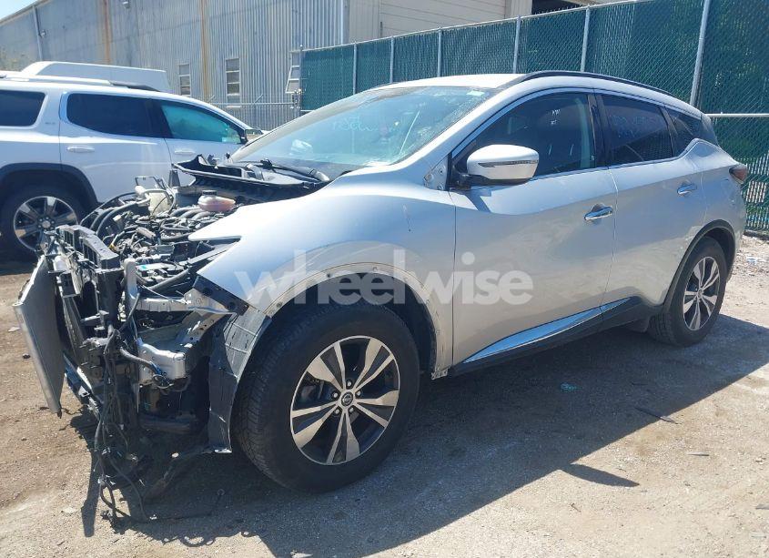 Photo 2 of 2020 Nissan Murano SV FWD (VIN 5N1AZ2BJ2LN104830)