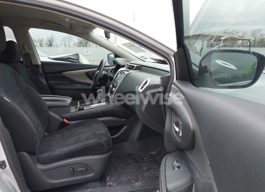 Photo 5 of 2016 Nissan Murano PLATINUM/S/SL/SV (VIN 5N1AZ2MG1GN116510)