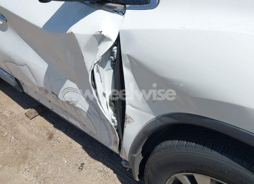 Photo 6 of 2015 Nissan Murano SL (VIN 5N1AZ2MG6FN227181)