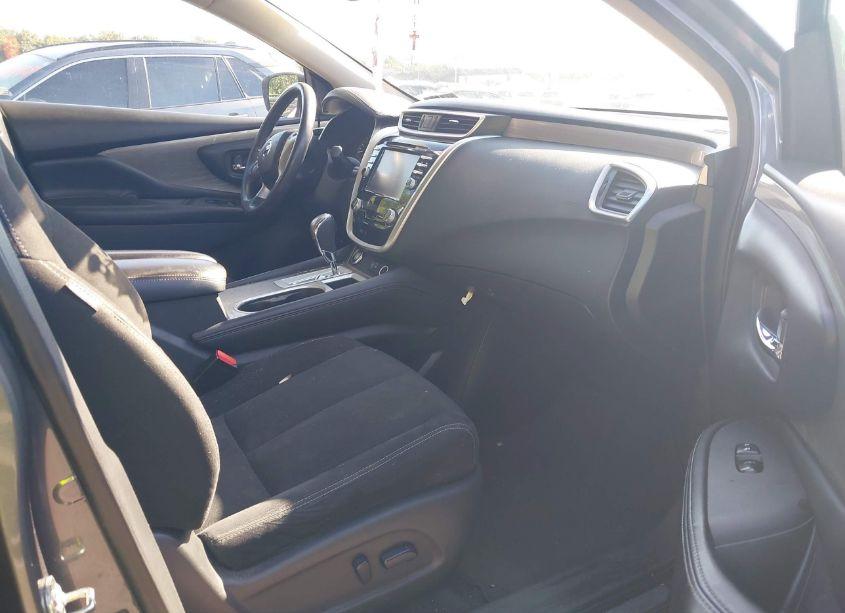 Photo 5 of 2018 Nissan Murano SV (VIN 5N1AZ2MG7JN107799)