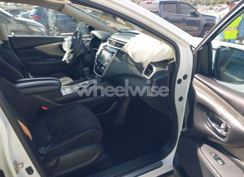 Photo 5 of 2017 Nissan Murano S (VIN 5N1AZ2MG8HN128493)