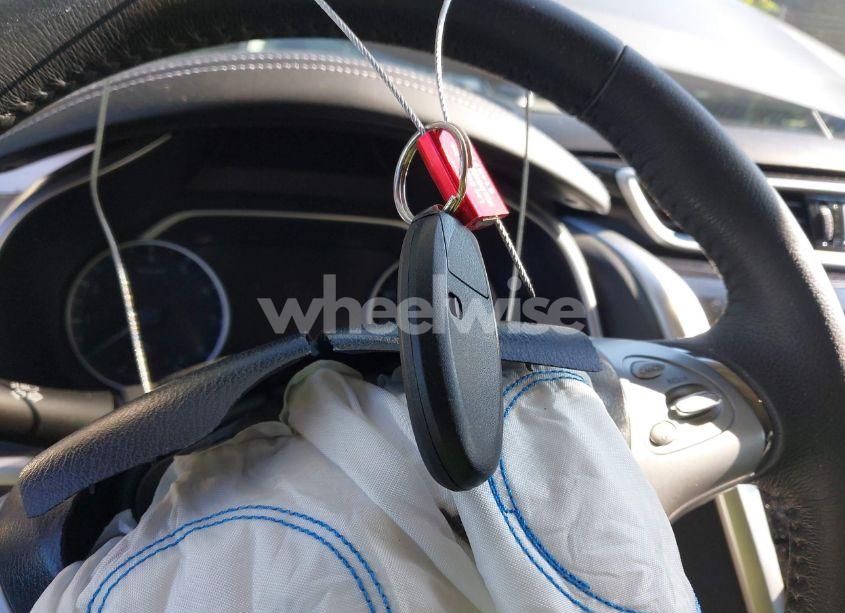 Photo 11 of 2015 Nissan Murano SV (VIN 5N1AZ2MG9FN234206)