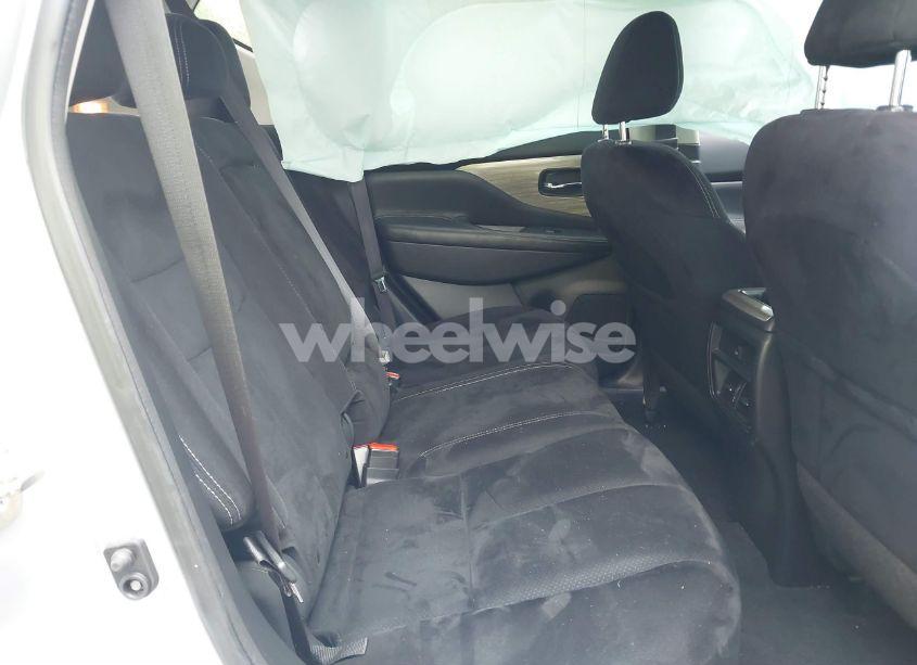 Photo 8 of 2018 Nissan Murano SV (VIN 5N1AZ2MGXJN138318)