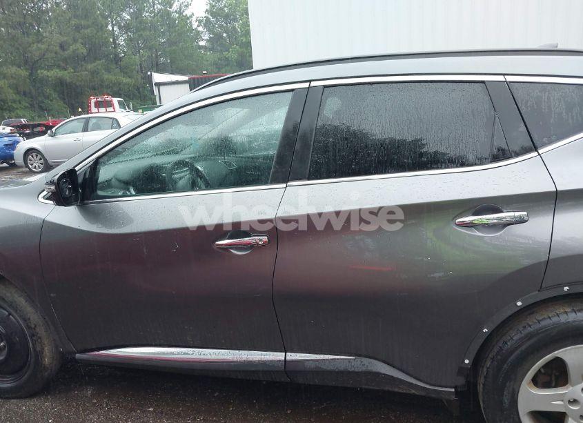 Photo 14 of 2018 Nissan Murano SV (VIN 5N1AZ2MH1JN142105)