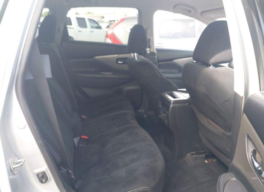 Photo 8 of 2018 Nissan Murano SV (VIN 5N1AZ2MH2JN104981)