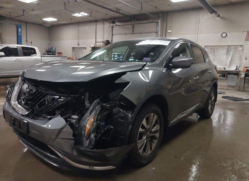Photo 2 of 2018 Nissan Murano S (VIN 5N1AZ2MH2JN194651)