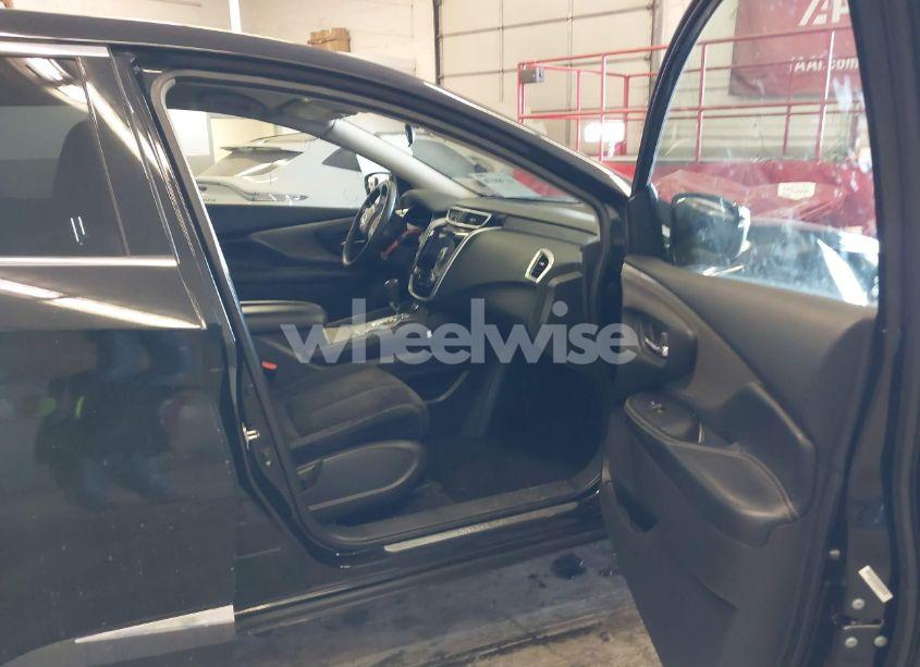 Photo 5 of 2015 Nissan Murano S (VIN 5N1AZ2MH3FN221010)