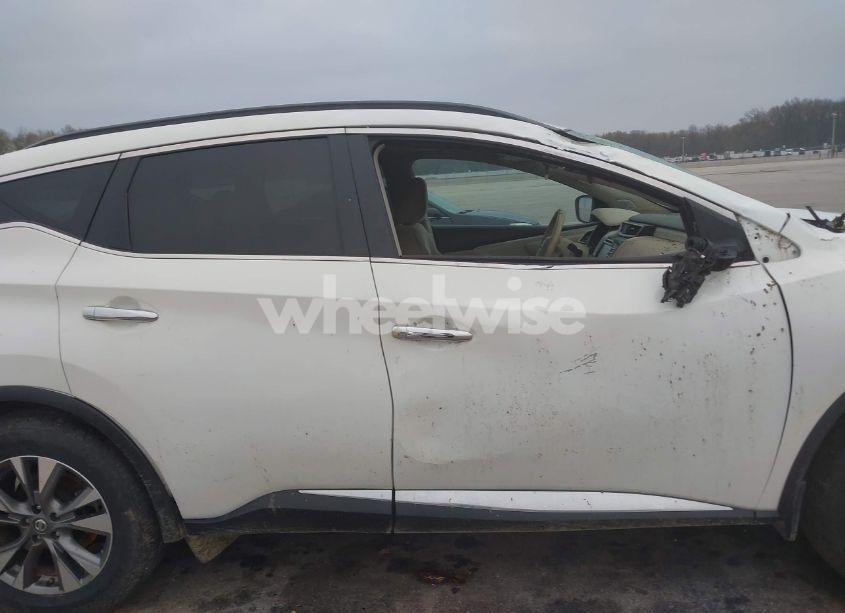 Photo 13 of 2016 Nissan Murano SV (VIN 5N1AZ2MH5GN154783)