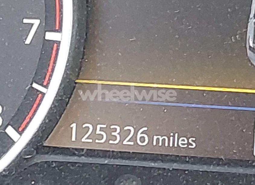 Photo 15 of 2015 Nissan Murano PLATINUM/S/SL/SV (VIN 5N1AZ2MH6FN200555)