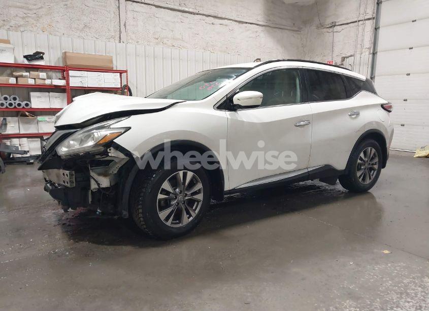 Photo 2 of 2015 Nissan Murano SV (VIN 5N1AZ2MH6FN232146)