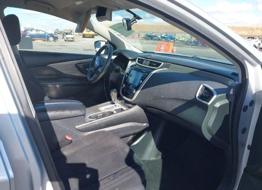 Photo 5 of 2018 Nissan Murano SV (VIN 5N1AZ2MH7JN120514)