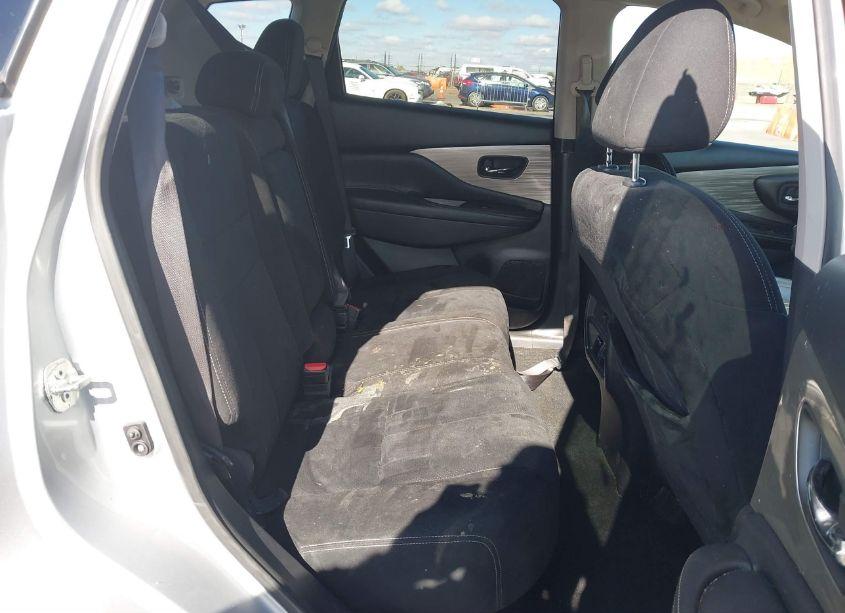 Photo 8 of 2018 Nissan Murano SV (VIN 5N1AZ2MH7JN120514)