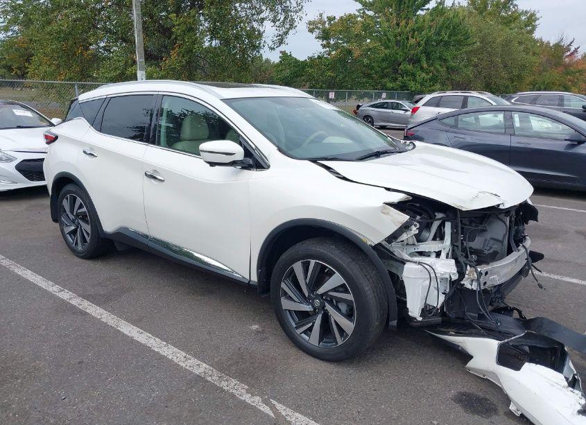 2018 Nissan Murano PLATINUM (VIN 5N1AZ2MH8JN152128) main photo