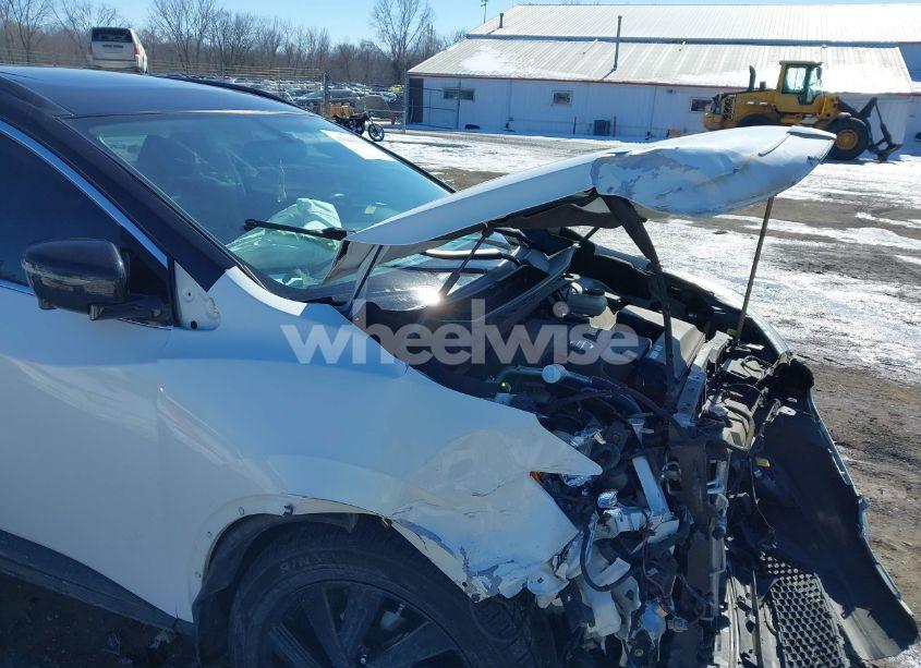 Photo 6 of 2018 Nissan Murano PLATINUM/S/SL/SV (VIN 5N1AZ2MHXJN124590)