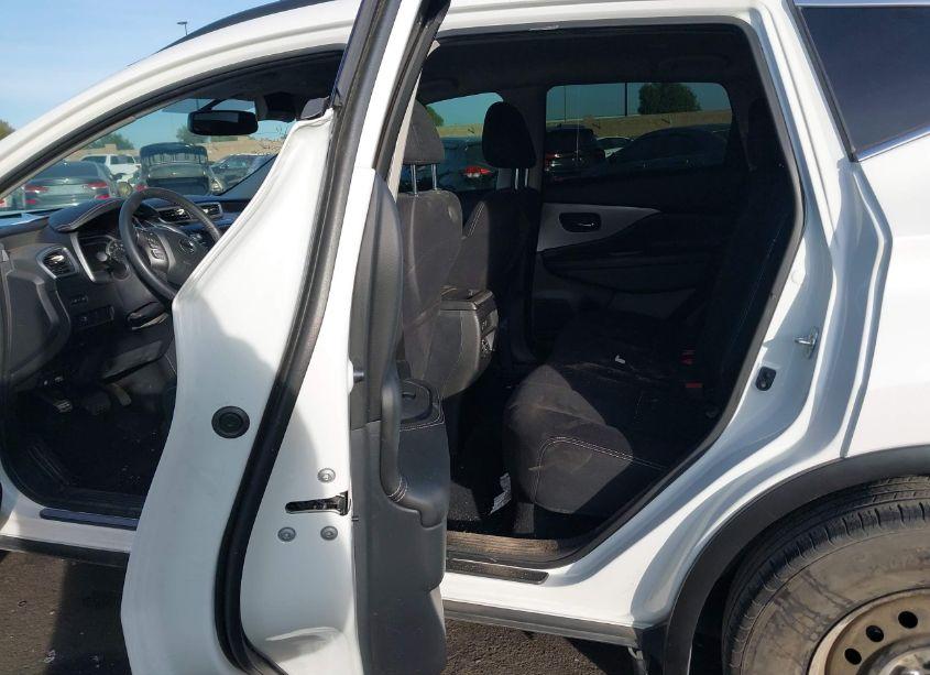 Photo 8 of 2019 Nissan Murano SV (VIN 5N1AZ2MJ7KN132165)