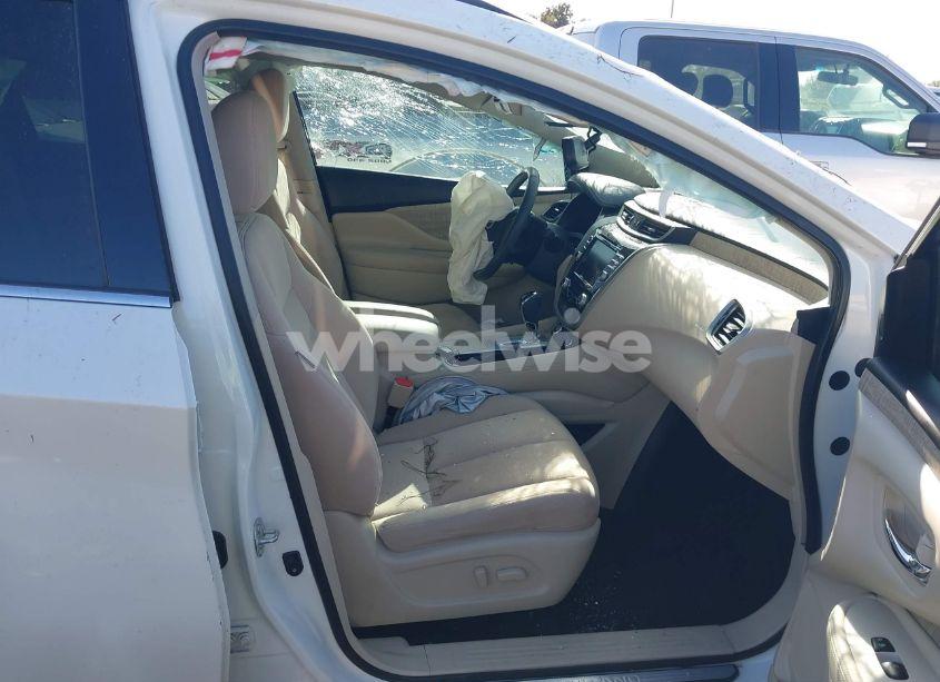 Photo 5 of 2019 Nissan Murano SV (VIN 5N1AZ2MJXKN147100)