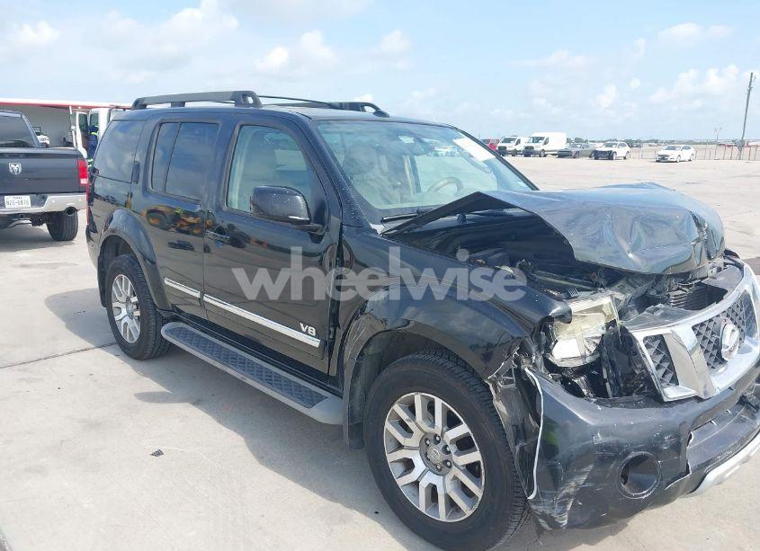 2011 Nissan Pathfinder LE V8 (VIN 5N1BR1NBXBC628921) main photo