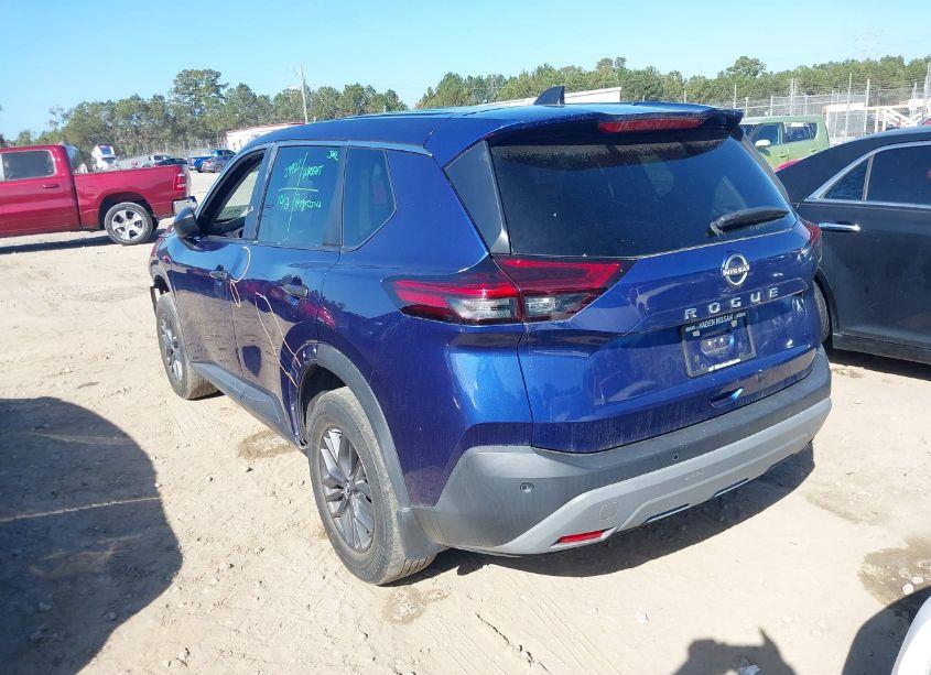 Photo 3 of 2022 Nissan Rogue S FWD (VIN 5N1BT3AA1NC710731)