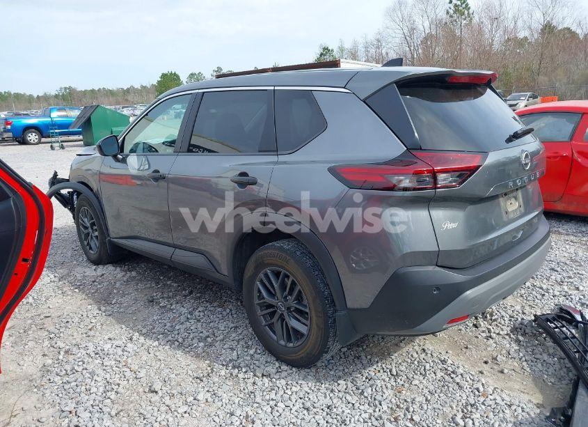 Photo 3 of 2022 Nissan Rogue S FWD (VIN 5N1BT3AA1NC715136)