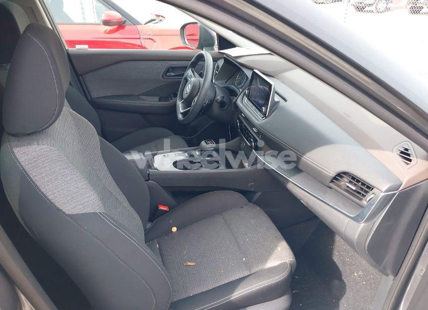 Photo 5 of 2022 Nissan Rogue S FWD (VIN 5N1BT3AA1NC715136)