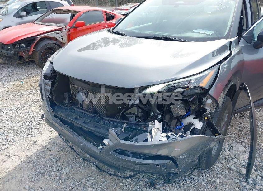 Photo 6 of 2022 Nissan Rogue S FWD (VIN 5N1BT3AA1NC715136)
