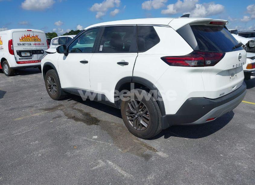 Photo 3 of 2023 Nissan Rogue S FWD (VIN 5N1BT3AA1PC830385)