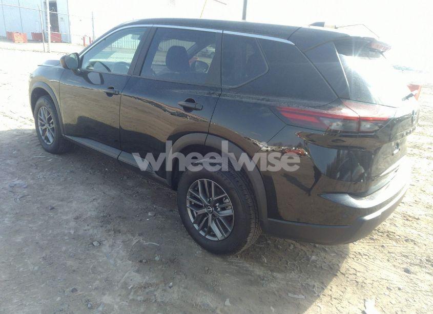 Photo 3 of 2024 Nissan Rogue S FWD (VIN 5N1BT3AA1RC753780)