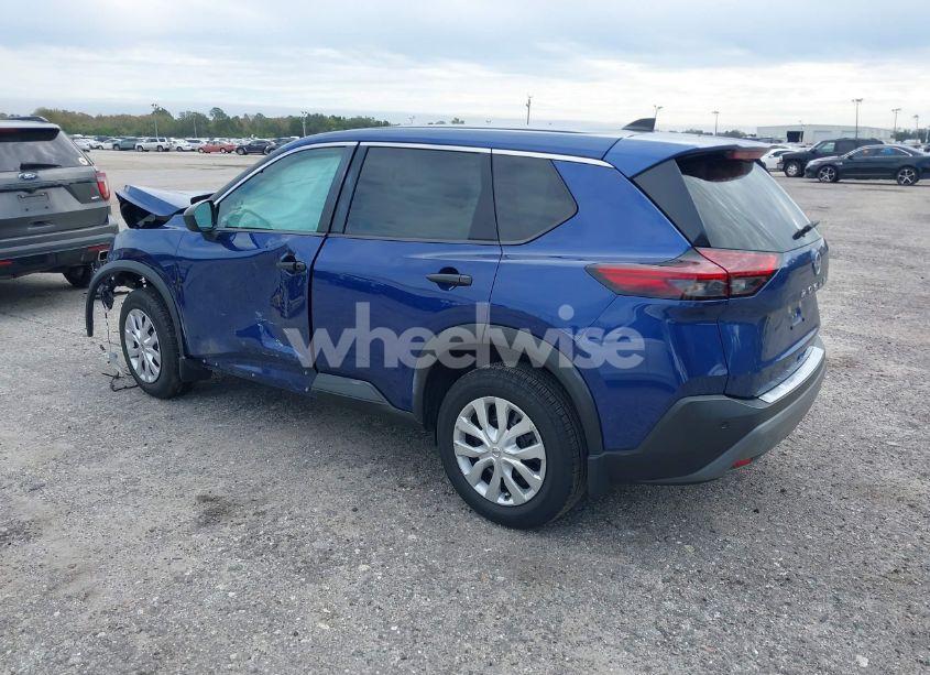 Photo 3 of 2023 Nissan Rogue S FWD (VIN 5N1BT3AA2PC877568)