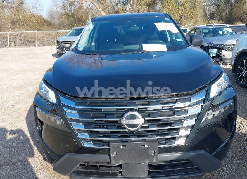 Photo 13 of 2024 Nissan Rogue S FWD (VIN 5N1BT3AA2RC679267)