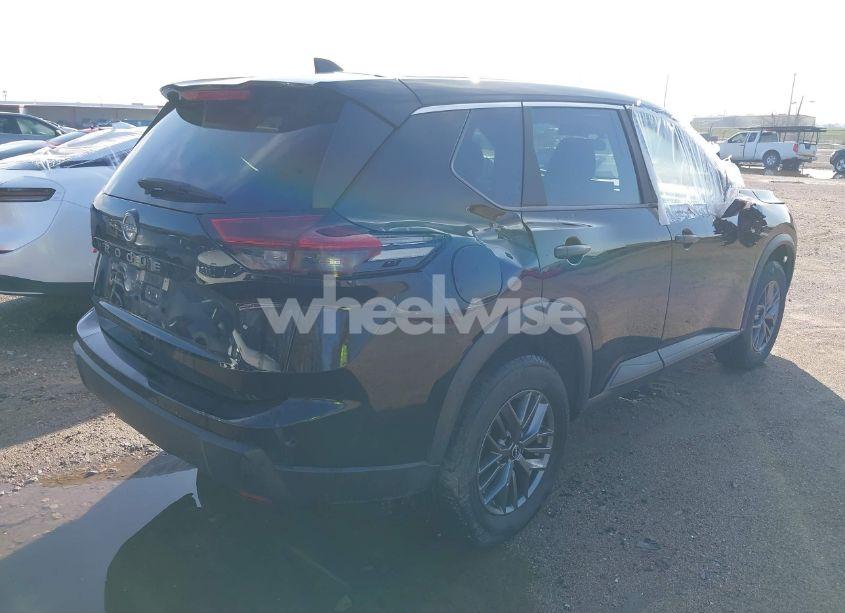 Photo 4 of 2024 Nissan Rogue S FWD (VIN 5N1BT3AA2RC679267)