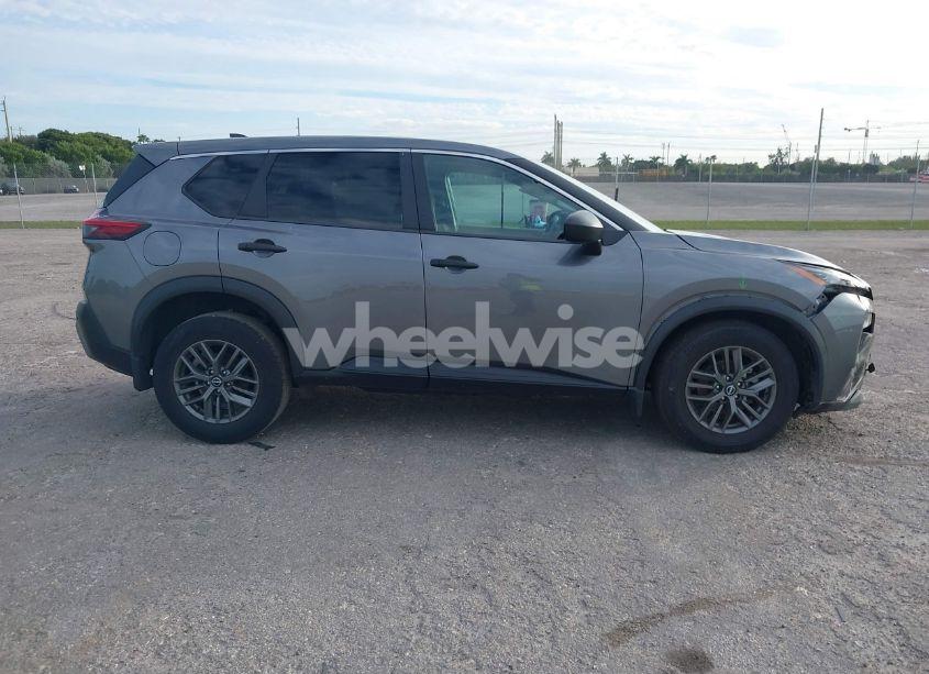 Photo 14 of 2022 Nissan Rogue S FWD (VIN 5N1BT3AA3NC683595)