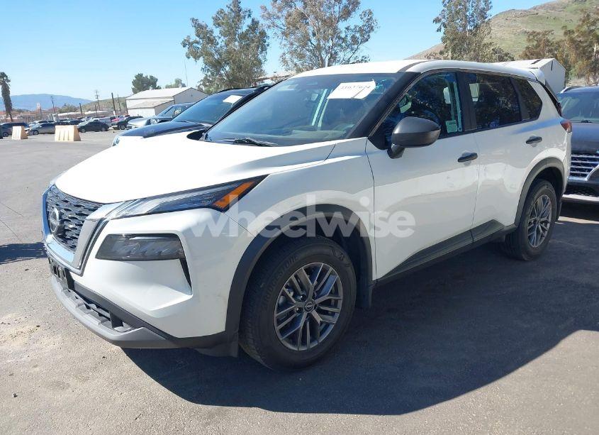 Photo 2 of 2023 Nissan Rogue S FWD (VIN 5N1BT3AA3PC813510)