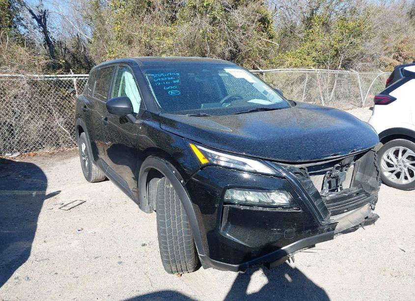 2023 Nissan Rogue S FWD (VIN 5N1BT3AA3PC890877) main photo