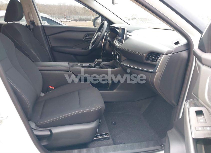 Photo 5 of 2024 Nissan Rogue S FWD (VIN 5N1BT3AA3RC759578)