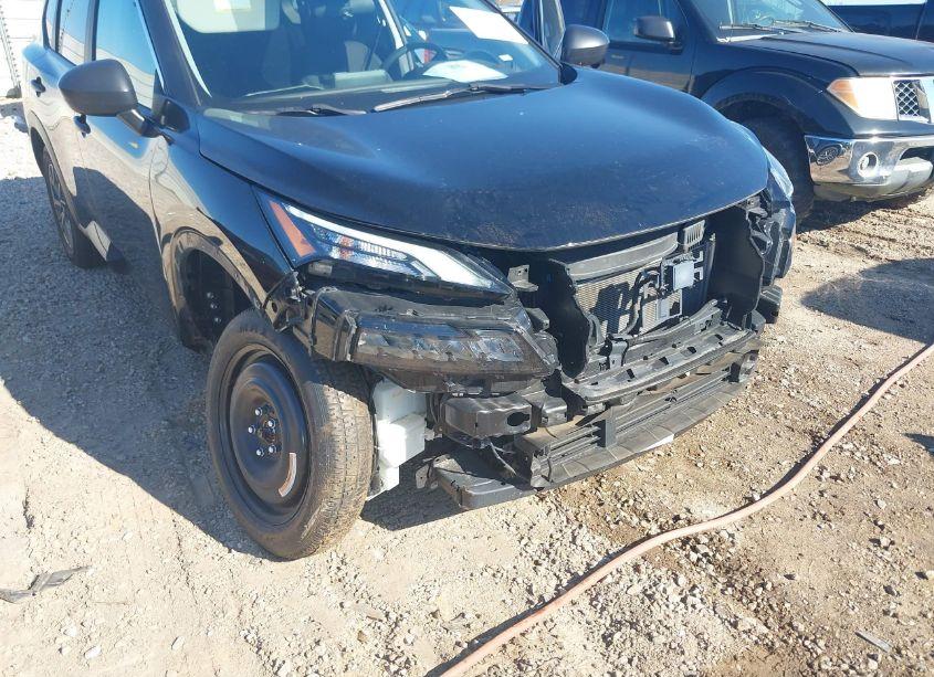 Photo 6 of 2023 Nissan Rogue S FWD (VIN 5N1BT3AA4PC788066)