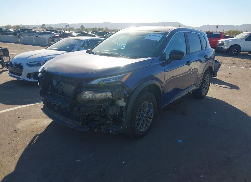 Photo 2 of 2023 Nissan Rogue S FWD (VIN 5N1BT3AA4PC818229)