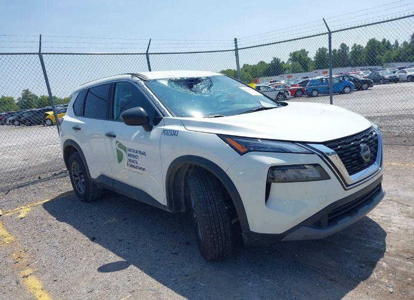 2023 Nissan Rogue S FWD (VIN 5N1BT3AA4PC825343) main photo