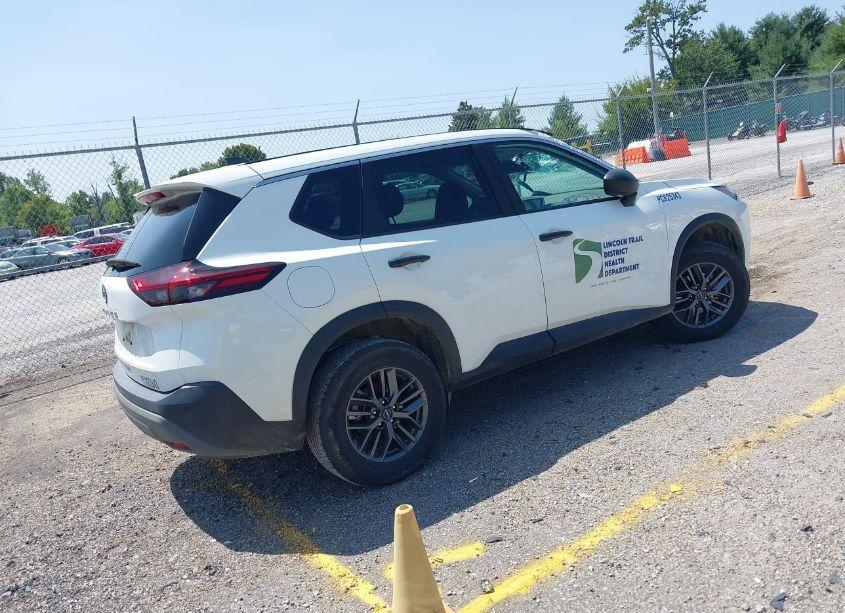 Photo 4 of 2023 Nissan Rogue S FWD (VIN 5N1BT3AA4PC825343)