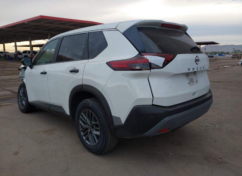 Photo 3 of 2023 Nissan Rogue S FWD (VIN 5N1BT3AA4PC826864)