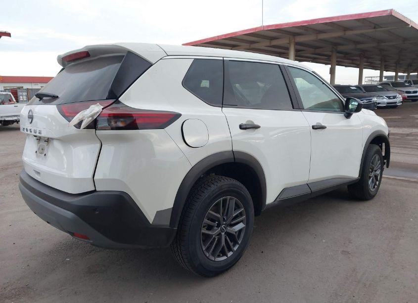 Photo 4 of 2023 Nissan Rogue S FWD (VIN 5N1BT3AA4PC826864)