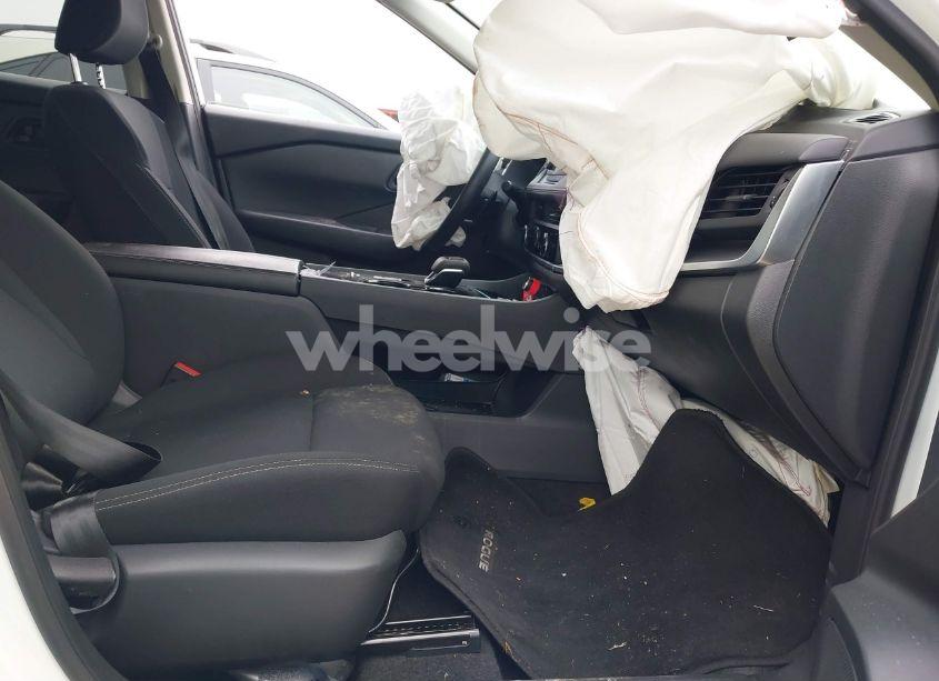 Photo 5 of 2024 Nissan Rogue S FWD (VIN 5N1BT3AA4RC670764)